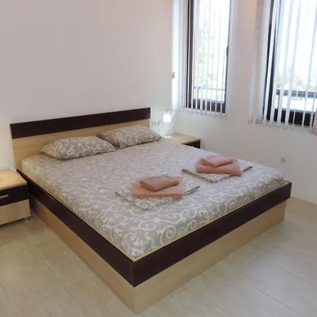 Elena's In Kavatsi Area Σωζόπολη